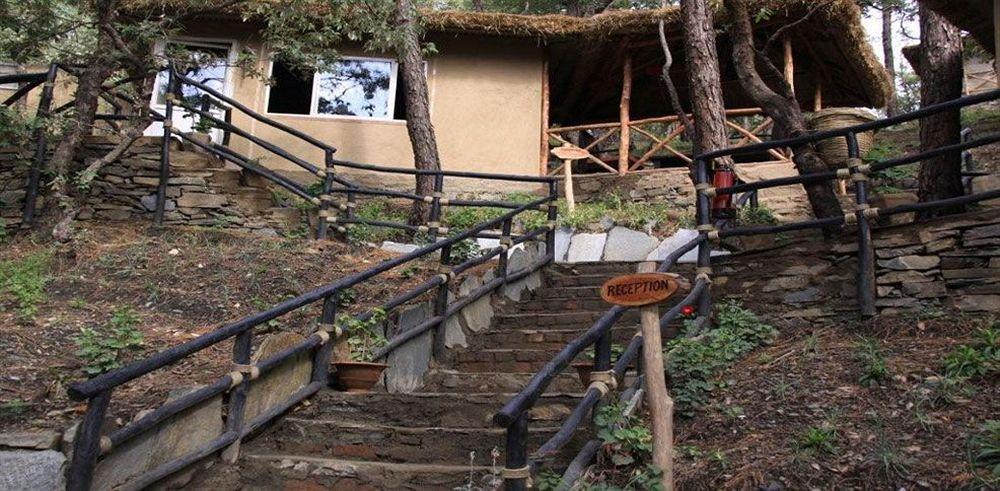 Aamod Resort Shimla Exterior photo