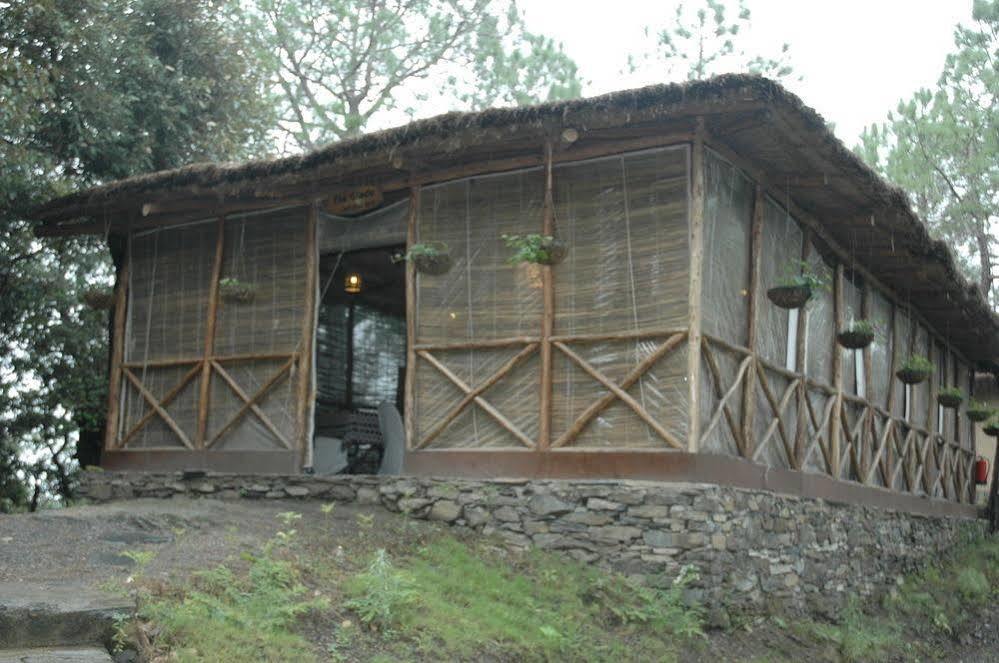 Aamod Resort Shimla Exterior photo